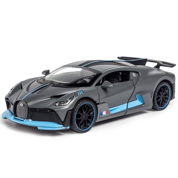 1.32 Bugatti Divo Zinc Alloy Pull Back Car Diecast Electronic Car with Light and Music - Battery Powered_0